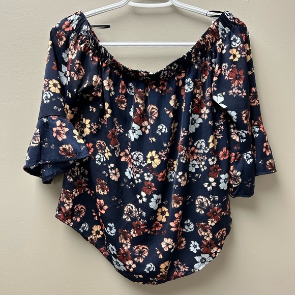 Ardene Floral Off The Shoulder Blouse - Picture 1 of 5